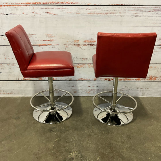 Vanguard Bar Stool Set