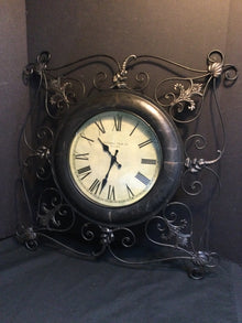  Wall Clock