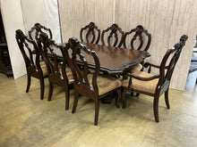  Havertys Dining Table w/ Seating