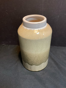  RAZ Vase