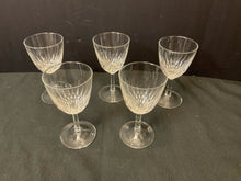  Stemware