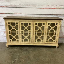  Buffet / Sideboard / Credenza