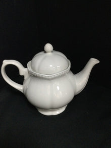  Johnsons Brothers Teapot