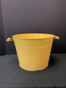  Bucket