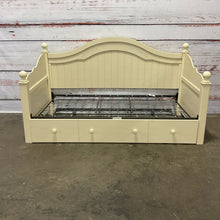  Ashley Trundle Bed