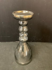  Candleholder