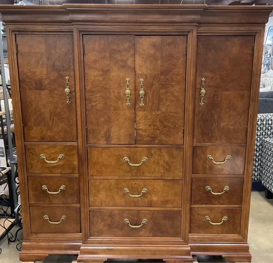 Thomasville Chest of Drawers