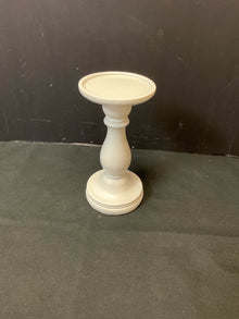  Candleholder