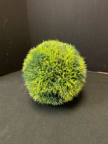  Greenery Ball