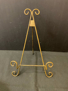  Tabletop Easel