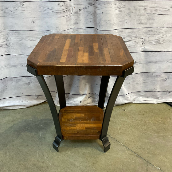 Flexsteel End Table