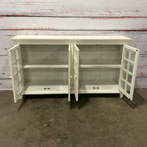 Buffet / Sideboard / Credenza