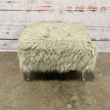  Pier 1 Ottoman