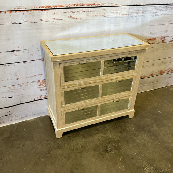 Accent Cabinet/Chest