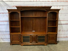  Hooker Entertainment Center