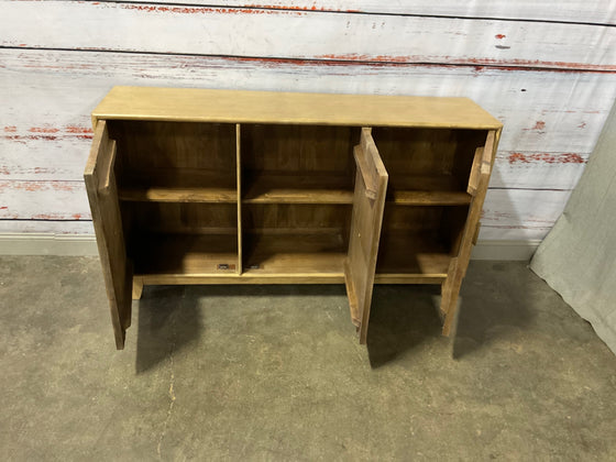 Buffet / Sideboard / Credenza