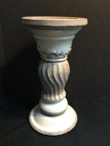  Candleholder