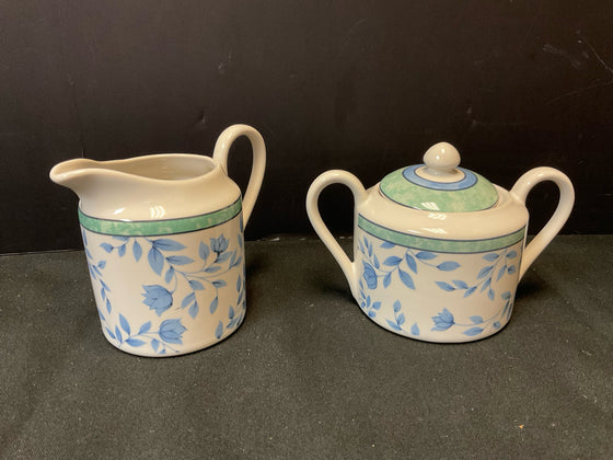 Johnsons Brothers Sugar & Creamer Set