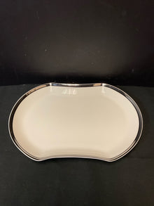  Mikasa Plate/Platter