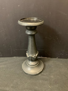  Candleholder